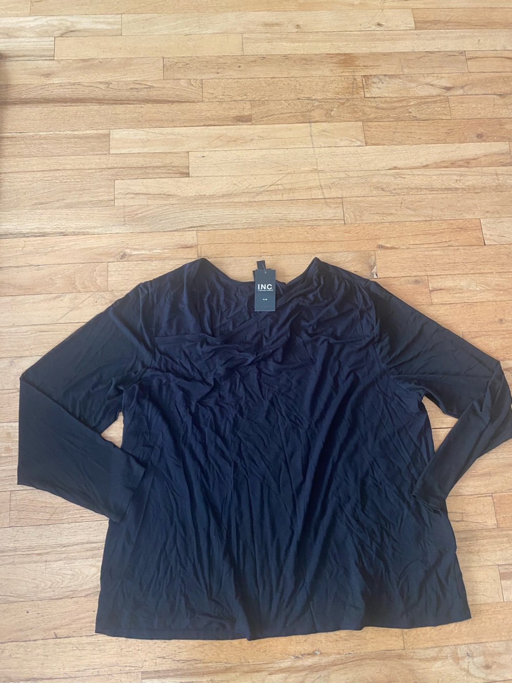 I.N.C international concepts  very pretty top. Size 3x . NWT